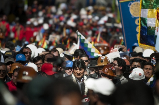 De Boliviaanse president (hier op een 1 meiviering dit jaar) kreeg van het Boliviaanse volk een mandaat om zijn beleid voort te zetten. (Foto Eneas De Troya / Flickr)