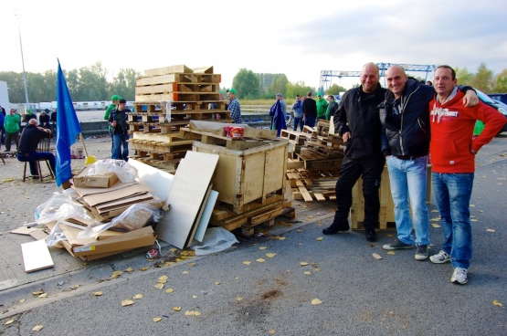 Ook het verdeelcentrum van Delhaize in Ninove bleef dicht. (Foto Solidair, Han Soete)