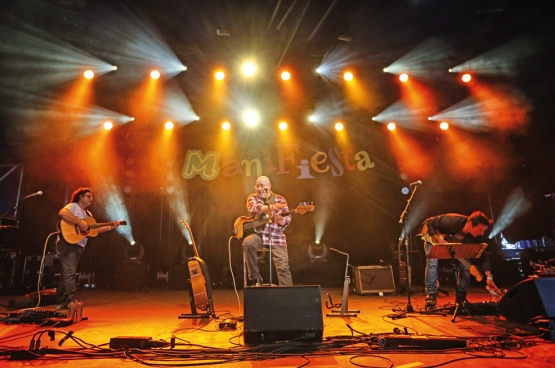 De Waalse bluesman zette op 19 september de Main Stage van ManiFiesta in vuur en vlam. (Foto Solidair, Salim Hellalet)