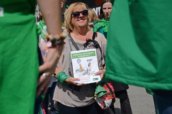 Gigi (Ghislaine) Marie op een manifestatie tegen zondagwerk in de distributiesector. (Foto Solidair, Vinciane Convens)