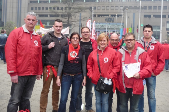 Mercedes “Muisie” Debels (vooraan, met bril): “Na die herstructurering besliste ik op te komen bij de vakbond”. (Foto Solidair)