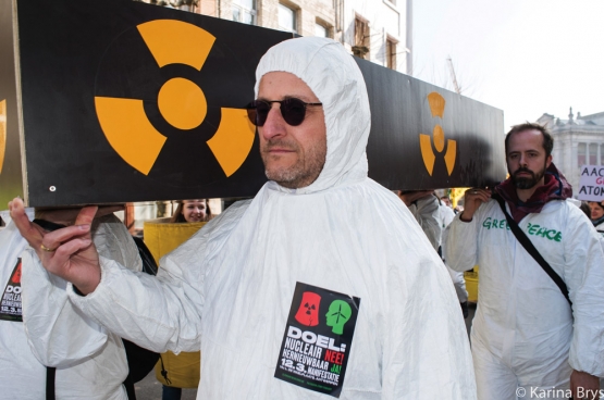 De kernenergielobby probeert de  mensen wijs te maken dat niks veiliger is dan een kerncentrale. “Terwijl niks onze veiligheid meer bedreigt”, zegt Marc Alexander. (Foto Solidaire, Karina Brys)