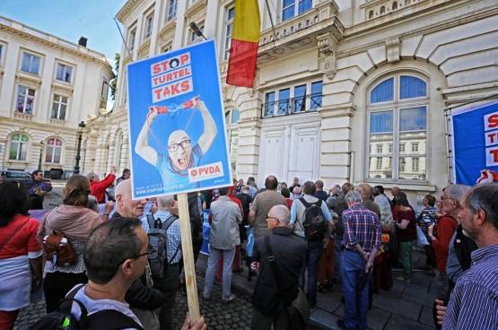 Een tariefverhoging die de kleine gebruikers treft en de grote bedrijven ontziet, is onaanvaardbaar. (Foto Solidair, Salim Hellalet)