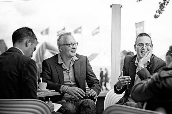 PVDA-voorzitter Peter Mertens en PVDA-volksvertegenwoordiger Raoul Hedebouw. (Foto Solidair, Salim Hellalet)