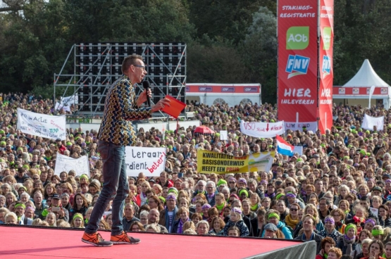 Beeld: actiedag van het primair onderwijs op 5 oktober. (Foto Fred Van Diem / aob.nl)