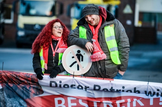 Sinds 8 januari al voert de Duitse vakbond IG Metall een strijd voor arbeidsduurvermindering en loonsverhoging. (Foto IG Metall)