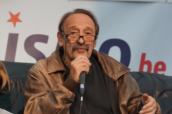 Maurice Lemoine geeft les aan de Marxistische Zomeruniversiteit. Bekijk het programma: www.marx.be. (Foto Solidair, Natacha Mauquey)