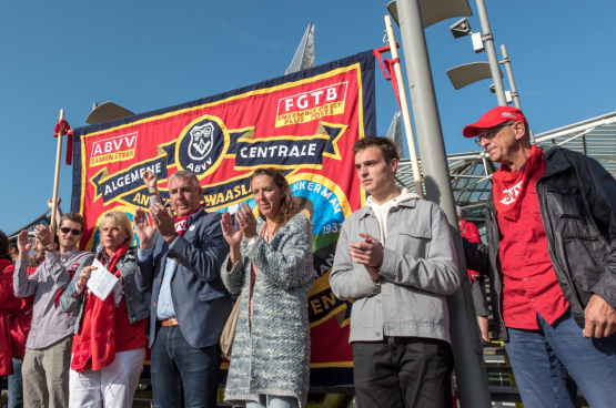 Bruno Verlaeckt, voorzitter van Algemene Centrale Waasland en van ABVV Antwerpen: "Om het stakingsrecht te verdedigen, willen we een maatschappijdebat voeren, aan de alarm bel trekken en nog meer acties voeren." (Foto Karina Brys)