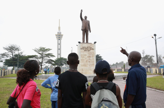 Monument ter ere van Lumumba in Kinshasa (Foto MONUSCO, Flickr)