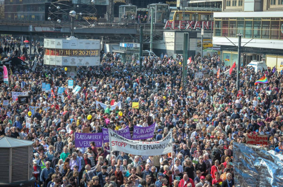 Massale betoging tegen de "huurwaanzin" in Berlijn, 6 april 2019. (Foto Umbruch Bildarchiv)