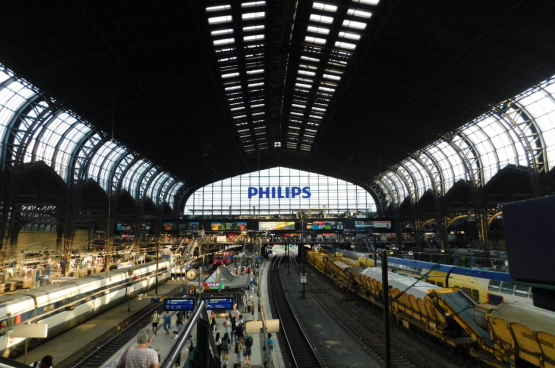 Het station van Hamburg. (Foto Nina Delaye)