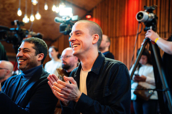 Charlie Le Paige (rechts). (Foto Solidair, Sofia Touhami)